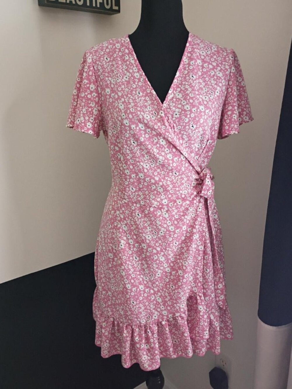 Pink Floral Wrap Dress (Med.)